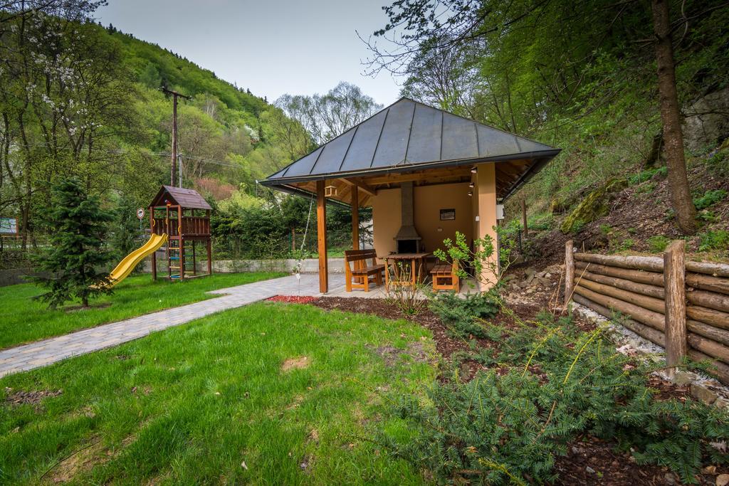 Banská Štiavnica Apartmany Weissov Dom מראה חיצוני תמונה