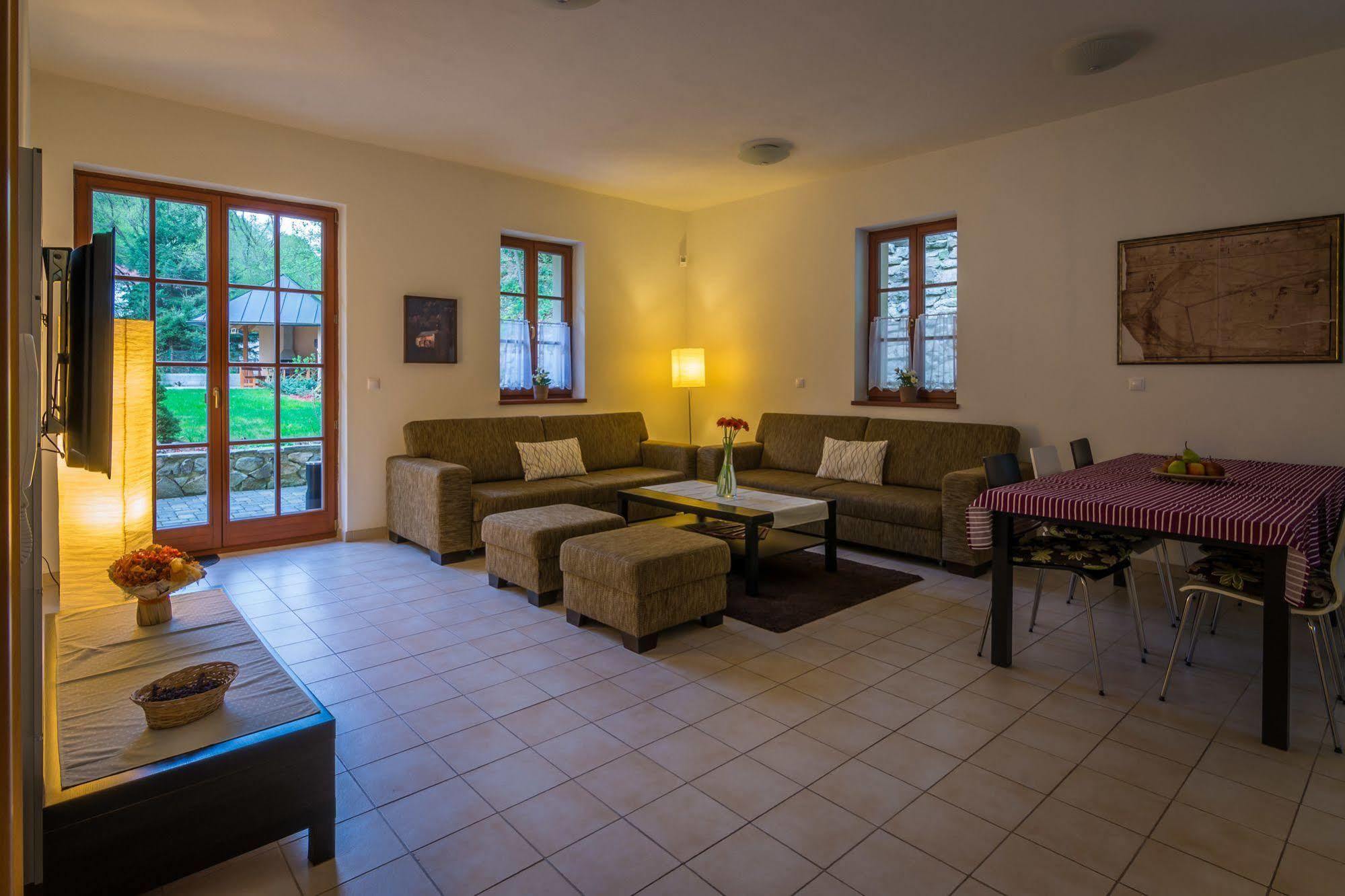 Banská Štiavnica Apartmany Weissov Dom מראה חיצוני תמונה